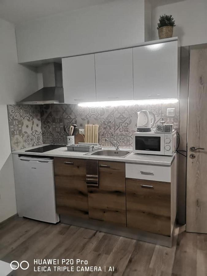 Breezy Studio 5 Varna Exterior foto